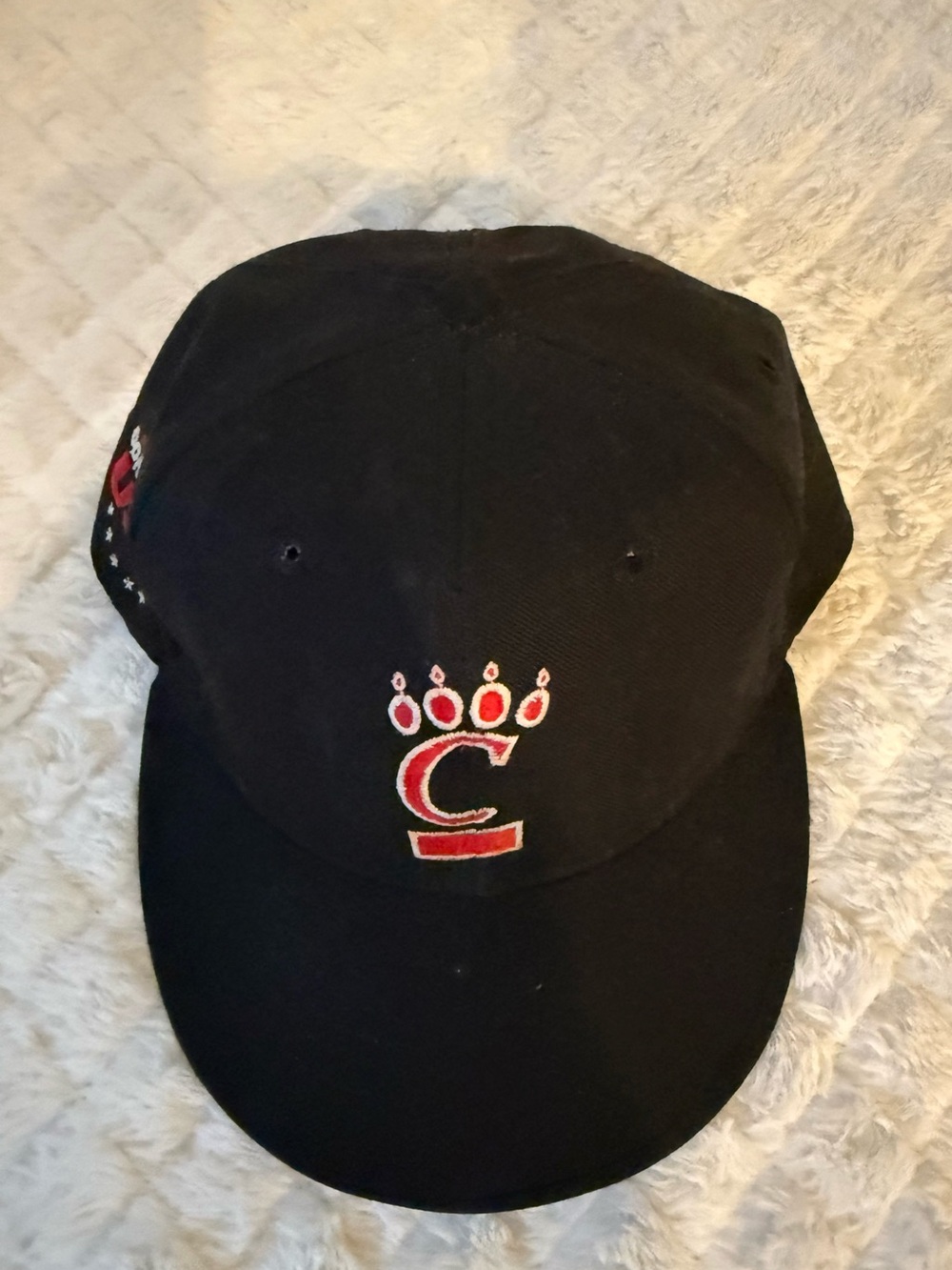 Vintage Black Cincinnati Bearcats Cap with Red Logo